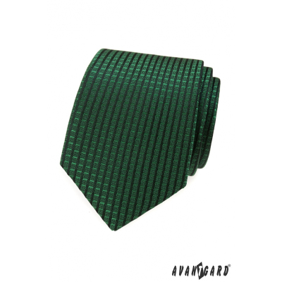 Зелена вратовръзка с каре
