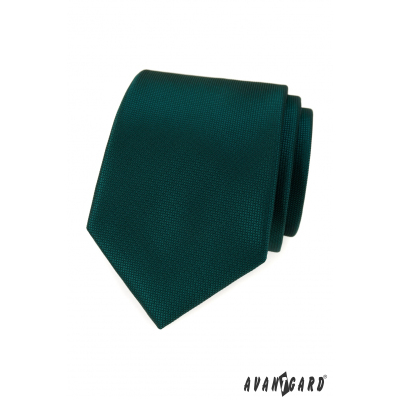 Зелена вратовръзка с фини квадратчета