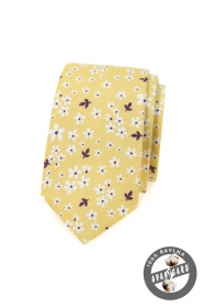 Жълта памучна тясна вратовръзка с бели цветя