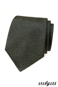 Зелена вратовръзка с модерен дизайн