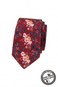 Тухлена червена вратовръзка с цветя