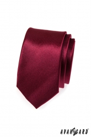 Проста гладка тясна бордо вратовръзка