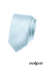 Тясна небесносиня вратовръзка