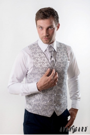 Мъжка сватбена жилетка с вратовръзка, сребърни орнаменти