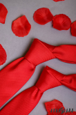 Гладка червена вратовръзка за джентълмени - ширина 7 см