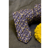Сива тясна вратовръзка с триъгълна шарка - ширина 6 см