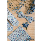 Памучна папийонка със сини цветя